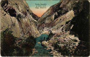 Tordai-hasadék, Cheile Turzii, Torda, Turda; Torda hasadék a közte levő nagy folyóval. Füssy József kiadása / gorge, river (b)