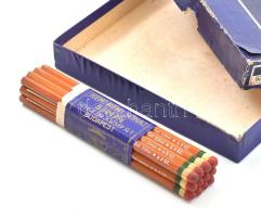 cca 1920 "Nem! Nem! Soha!" irredenta ceruzadoboz, benne 12 db "Nem! Nem! Soha!" ...