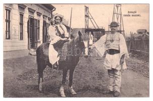 Petrozsény, Petrosani; Lovagló román asszony. Adler fényirda (Szászváros) 1910. / Romanian woman on horseback, Transylvanian folklore (r)