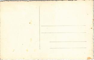 Székelykapu, erdélyi folklór / Poarta secuiasca / Transylvanian wood carved gate, folklore. photo