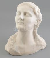 Shey jelzéssel: Női büszt. Faragott márvány, korának megfelelő állapotban, m: 34 cm