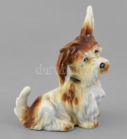 Porcelán kutya, jelzés nélkül, kézzel festett, hibátlan 14 cm