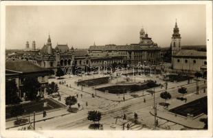 1942 Nagyvárad, Oradea; Szent László tér, Kolozsvári Takarékpénztár, gyógyszertár, kávéház, Bodor László üzlete, Galosi Ferenc üzlete / square, bank, pharmacy, shop