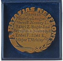 1973. "Az olvasó népért 1912-1973 / A hazafias népfront" kétoldalas bronz emlékplakett ere...