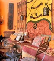 Caroline Clifton-Mogg - Andrew Wood: Textilek a lakásban. Ford.: Búsné Pap Judit. H.n., é.n., Gulliv...