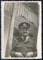 cca 1940 Légierős magyar katona egyenruhában, fotó, 9×6 cm
