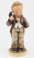 Hummel Goebel figura, telefonáló kisfiú, kézzel festett fajansz, jelzett, hibátlan, m: 15 cm