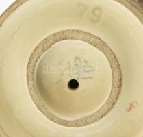 Hummel Goebel figura, kisfiú esernyővel, kézzel festett fajansz, jelzett, hajvégén kis kopás, m: 12,...