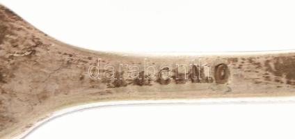 2 db ezüstözött húsvilla, az egyiken "K & Cie N.O" (Albert Köhler?) jelzéssel, h: 18-1...