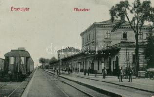 Érsekújvár railwaystation (Ek)