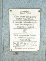 Lemezárugyári diavetítő jó állapotban hozzá néhány filmmel