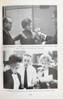 Lévai Béla (szerk.): Rádió és televízió évkönyv 1967. Bp., 1967, Magvető. Kiadói műbőr kötés, papír ...