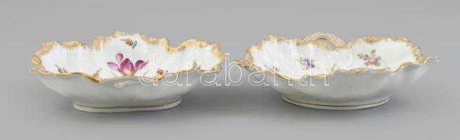 2 db Dresden kínálótálka, kézzel festett porcelán, jelzett, d: 15 cm