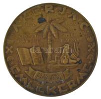 1934. Kecskeméti Egyetemes Református Jogakadémia Atlétikai Clubja kétoldalas bronz díjérem gravírozással (50mm) T:XF korr.