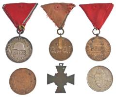 6db-os kitüntetésből álló tétel, közte: 1929. "Magyar Háborús emlékérem kardokkal, sisakkal&quo...