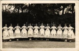 1938 Géderlak, Géderlaki népviselet, magyar folklór. Tumpek fényképész (Paks) photo (fa)