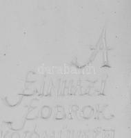 Schrammel Imre (1933): Nimfa. c. szobor. Az Új Nemzeti Színház megnyitására készült mű eredeti gipsz...