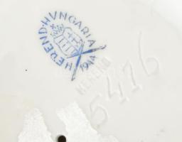 Herendi csizmás fiú, kézzel festett, jelzett, kopásokkal, m: 21 cm