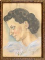 Olvashatatlan jelzéssel: Női arckép. Pasztell, papír. Dekoratív, üvegezett fakeretben, hátoldalán Hoffmann Ferenc budapesti képkeretező 1940 körüli címkéjével. 40×30 cm