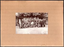 1920 Szeged, jogi hallgatók csoportképe, kartonra kasírozott fotó, 11,5×16,5 cm