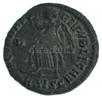 Római Birodalom / Siscia / I. Valentinianus 364-367. AE3 (2,12g) T:XF Roman Empire / Siscia / Valent...