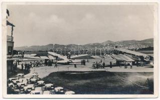 1942 Budaörs, Közforgalmi repülőtér, D-Afta és Preussen repülőgépek náci horogkereszttel (EK)