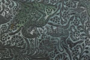 Perzsa fém tál, ornamentikus, állatos motívumokkal, sérült, d: 46 cm