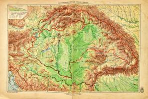 1942 Magyarország politikai térképe a visszacsatolt területekkel, hátoldalán Magyarország hegy- és vízrajzi térképe, M. Kir. Honvéd Térképészeti Intézet. 27x41 cm, 1:2.500.000. Lapszéli apró foltokkal.