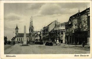 1941 Békéscsaba, Szent-István tér, Templomok, obeliszk, postahivatal, festékbolt, autók (EK)