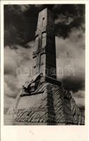 Székesfehérvár, Aranybulla emlék / Hungarian military monument (fl)