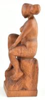 MG jelzéssel: Ülő akt. Faragott fa szobor. 34 cm
