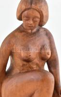MG jelzéssel: Ülő akt. Faragott fa szobor. 34 cm