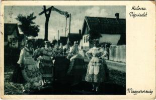 Kalocsai népviselet, magyar folklór / Hungarian folklore from Kalocsa (EB)