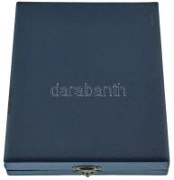 Búza Barna (1920-2010) 1988. "EGIS - A 20 éves munkáért, hűségért" bronz plakett "Tót...