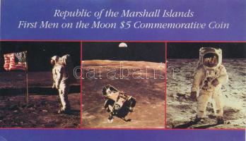 Marshall-szigetek 1989. 5$ Cu-Ni "Első ember a Holdon" fóliatokban, angol nyelvű leírással...