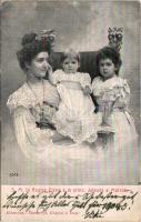 1904 SM la Regina Elena e le princ. Jolanda e Mafalda / Elena of Montenegro, Queen of Italy with Princess Jolanda and Princess Mafalda (EK)