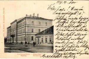 1900 Beszterce, Bistritz, Bistrita; Megyeház, Rudolf Löbl üzlete. M. Binder kiadása / Comitatsgebäude / county hall, shop