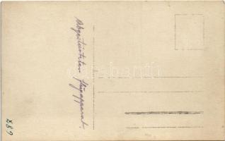 Abgestürzter Flugapparat / WWI crashed German military aircraft. photo