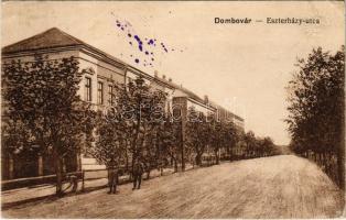 1915 Dombóvár, Esterházy utca. Vasúti levelezőlapárusítás 7754. (EK)