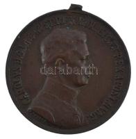 1917. "Károly Bronz Vitézségi Érem" bronz kitüntetés mellszalag nélkül. Szign.: Kautsch T:XF letört fül, patina Hungary 1917. "Bronze Gallantry Medal" bronze decoration without ribbon. Sign.: Kautsch C:XF missing ear, patina NMK 310