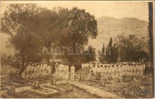 Meljine (Kotori-öböl), Otrantói csata halottjainak temetése a szárazföldön, osztrák-magyar haditengerészeti matrózok / WWI Austro-Hungarian Navy, K.u.K. Kriegsmarine, funeral of the fallen mariners of the Battle of Otranto on mainland. photo