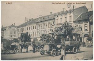 Arad, Szabadság tér, autóbusz üzletek reklámjaival, szappan és gyertyagyár, Rozsnyay gyógyszertár. Pichler Sándor kiadása / square, autobus with shop advertisements, soap and candle factory, pharmacy