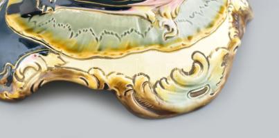 Régi fajansz jardiniere, kézzel festett, jelzett: Julius Dressler, kopásokkal, m: 27 cm, d: 38 cm