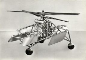 9db kép a Közlekedési Múzeum kiállított gépeiről, alkatrészeiről