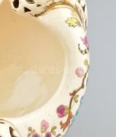 Fischer Ignác antik kínáló, jelzett (Fischer I. Budapest), mázhibákkal, kopásnyomokkal, 24x14x16 cm