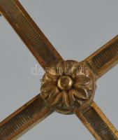 Empire kínáló kézi üveg, Aranyozott réz lábbal. D: 20 cm, m 13 cm