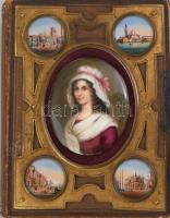 Exkluzív fotóalbum vizitkártyának. Közepén miniatúrával, kézzel festett, körül litho városképekkel, ...