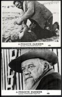 cca 1970 ,,A fekete farmer" című amerikai westernfilm jelenetei és szereplői, 10 db vintage pro...
