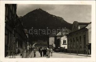 Rózsahegy, Ruzomberok; utca, étterem / street view, restaurant (EK)