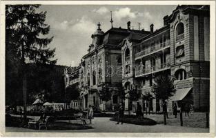 1936 Bártfa, Bártfafürdő, Bardejovské Kúpele, Bardiov, Bardejov; Astoria szálloda, Ladislav Jaszay üzlete. M. Slamovits kiadása / hotel, shop, spa (EK)